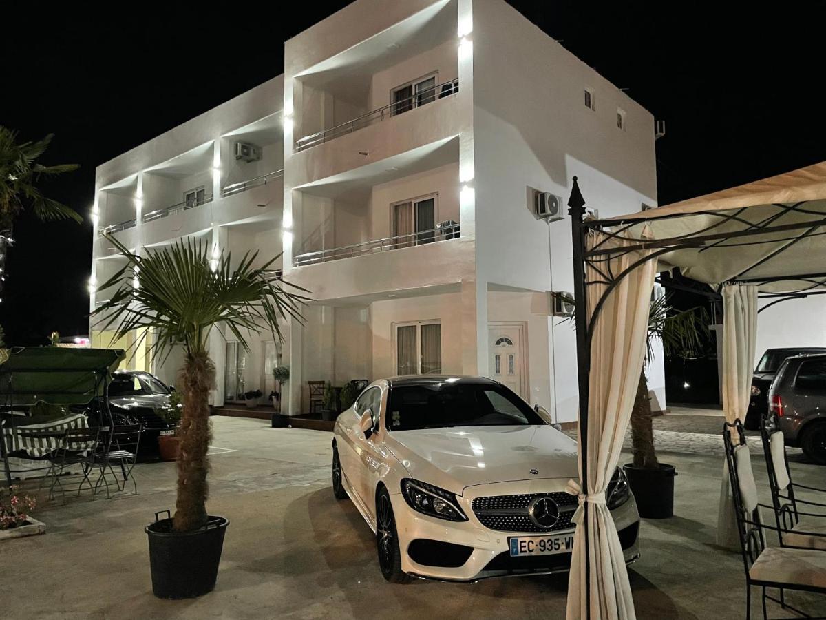 Apartments Vila Sara M 울친 외부 사진