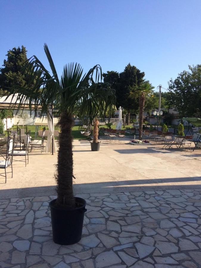 Apartments Vila Sara M 울친 외부 사진