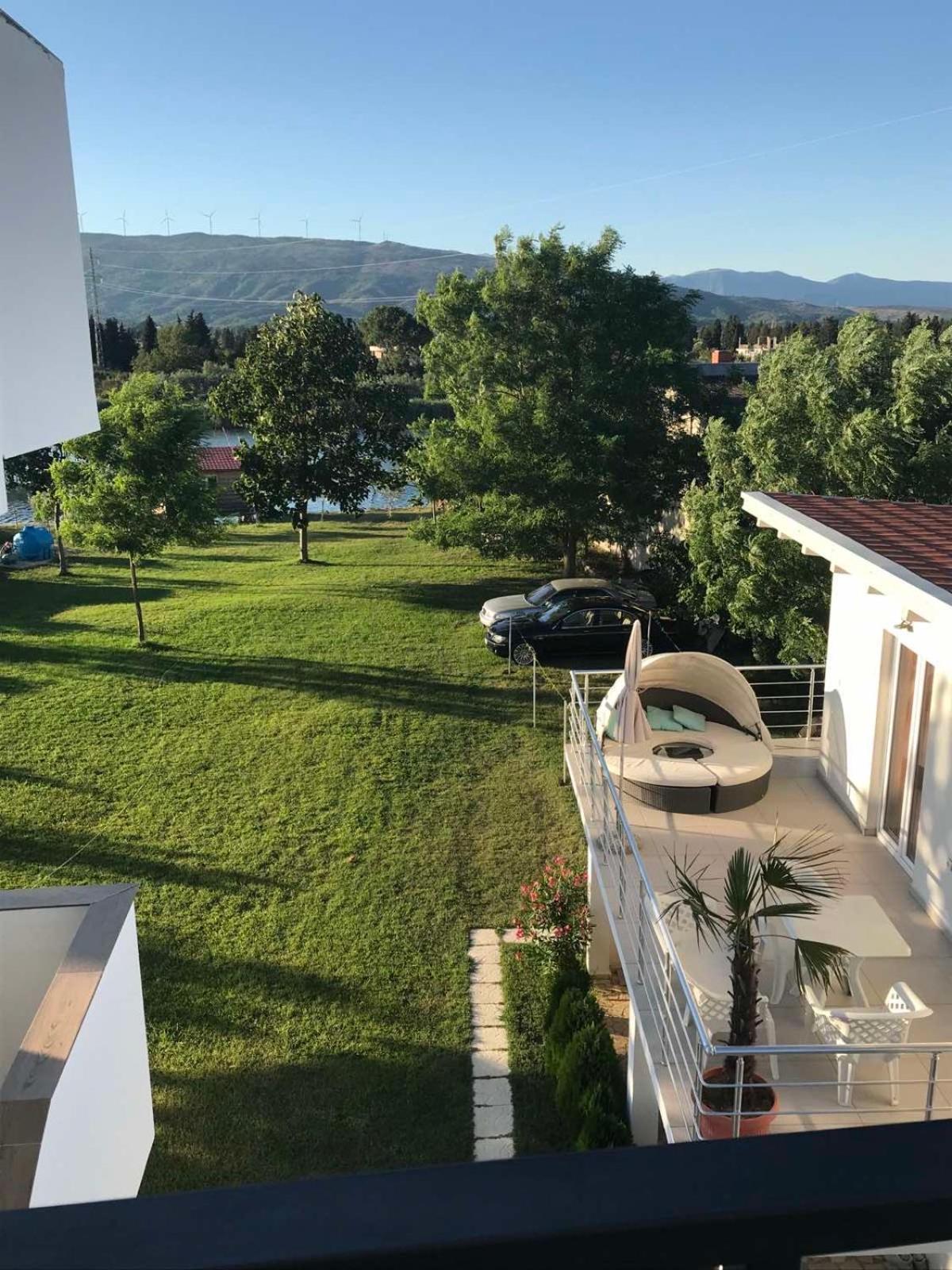 Apartments Vila Sara M 울친 외부 사진