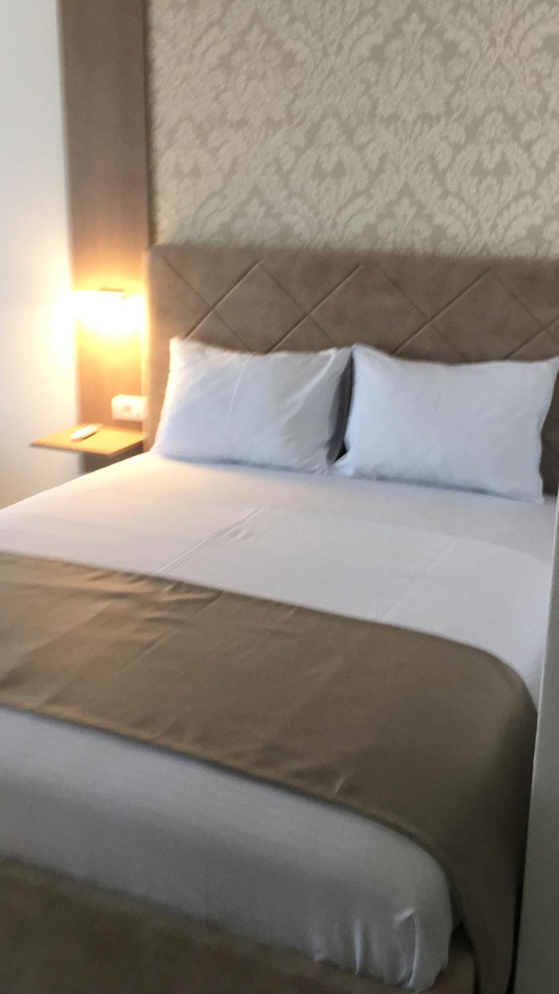 Apartments Vila Sara M 울친 객실 사진
