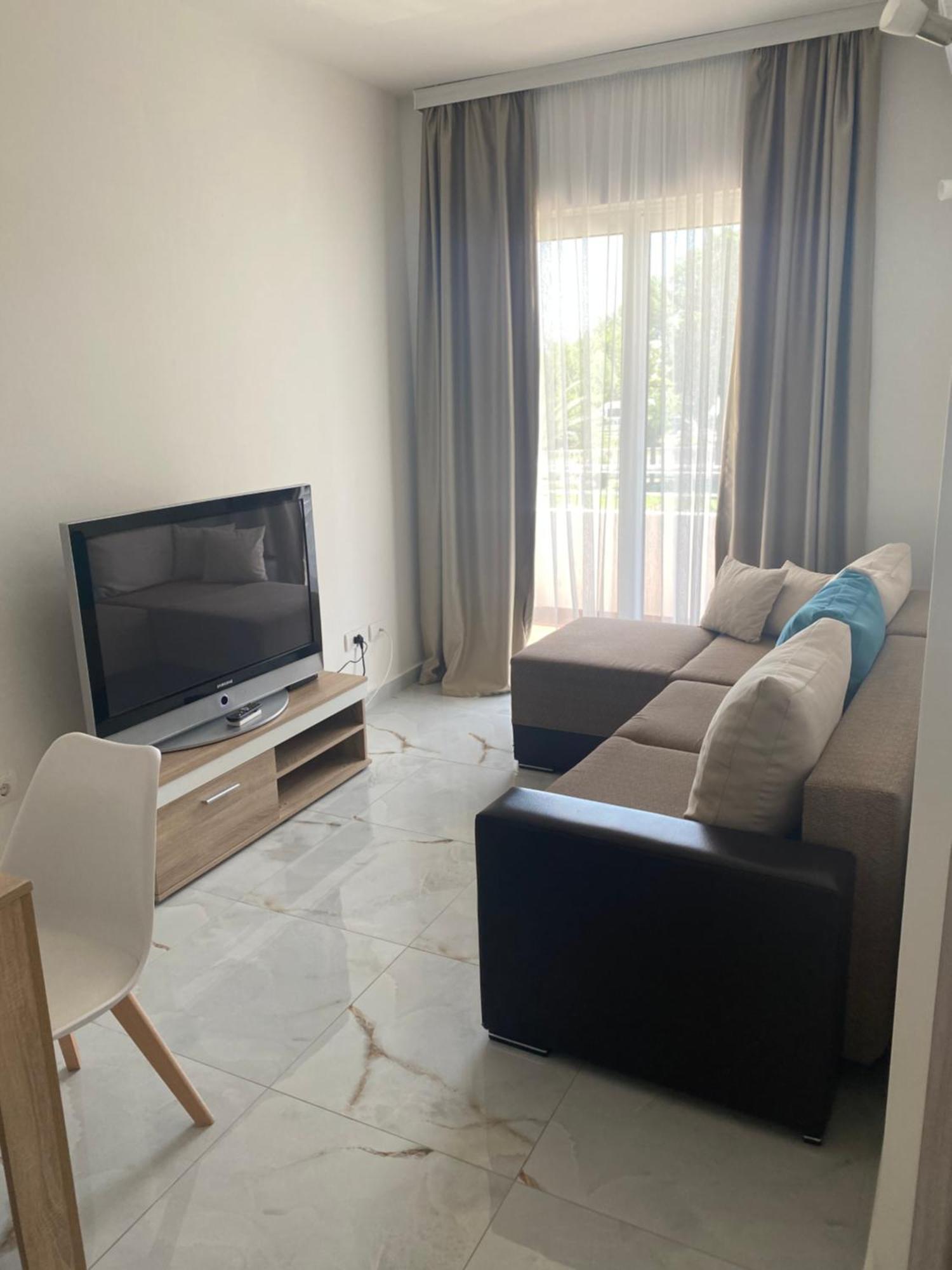 Apartments Vila Sara M 울친 외부 사진