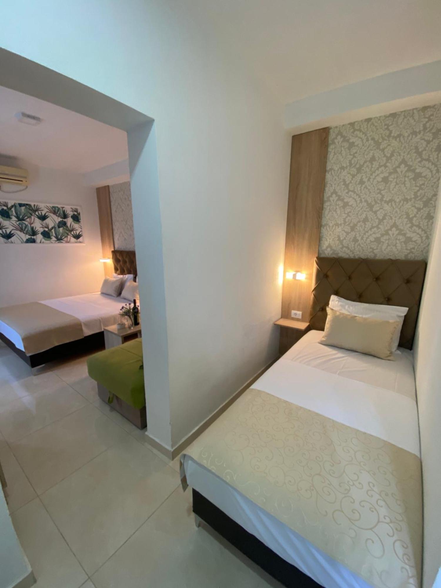 Apartments Vila Sara M 울친 외부 사진