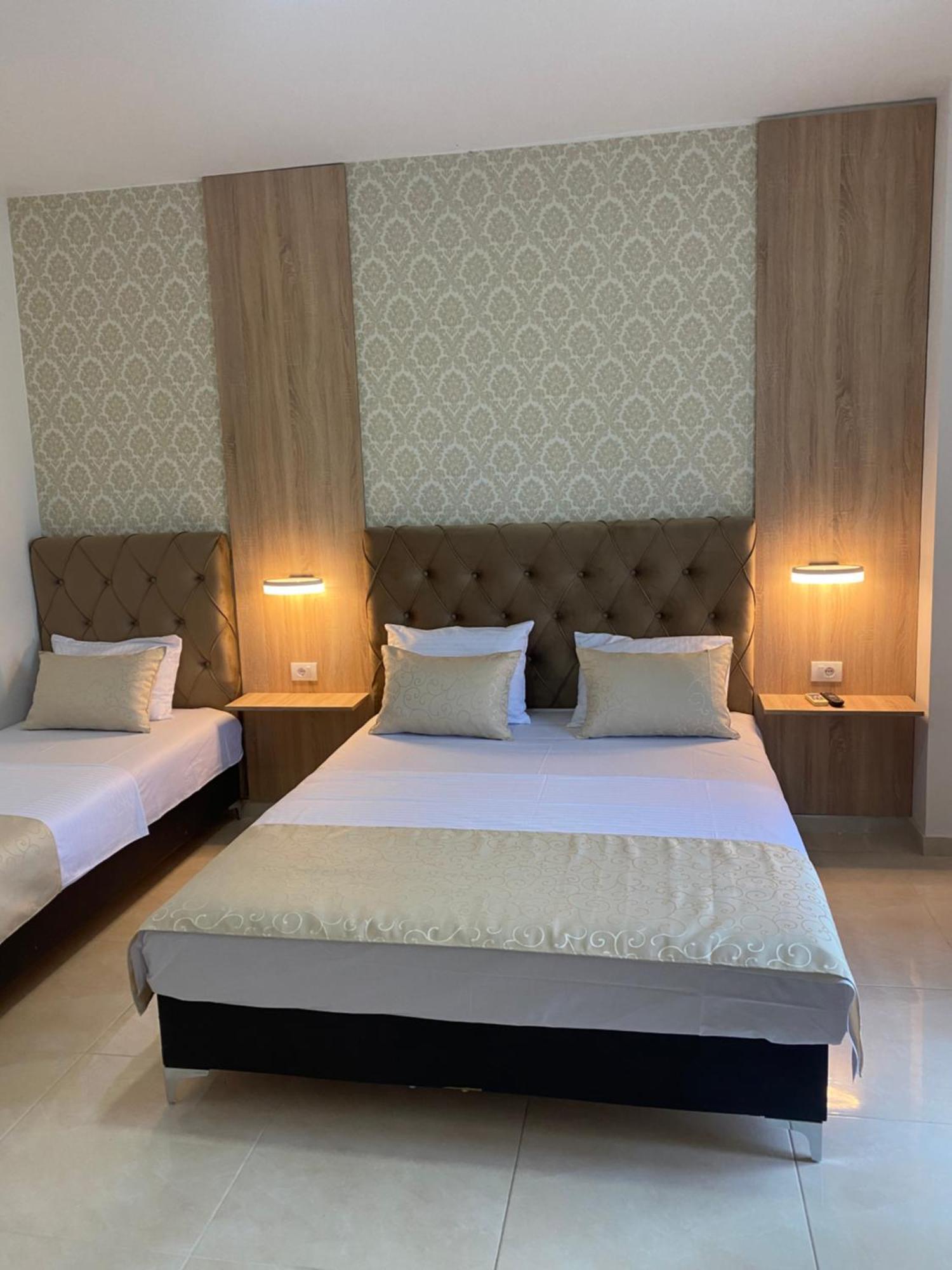 Apartments Vila Sara M 울친 외부 사진
