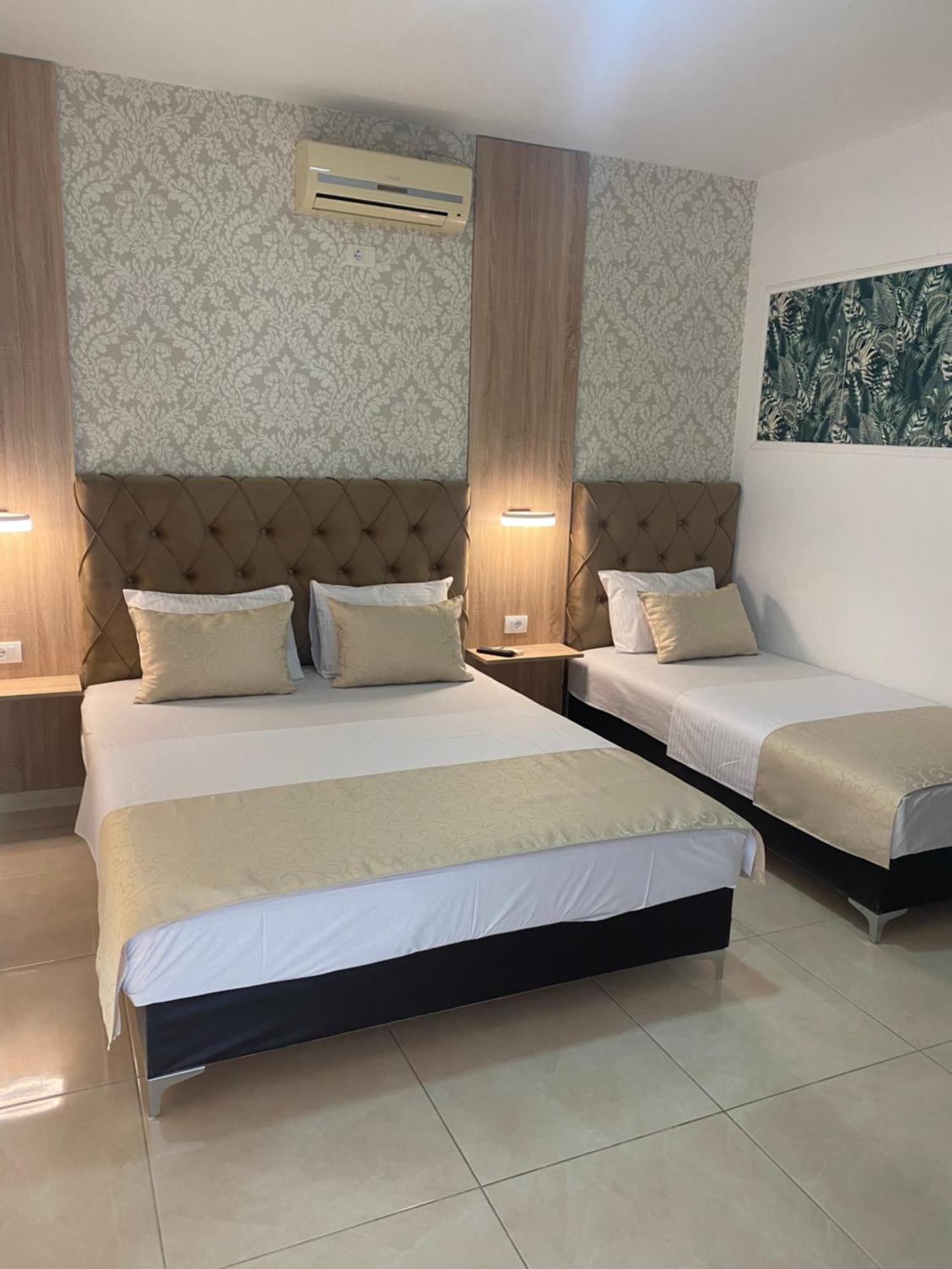Apartments Vila Sara M 울친 외부 사진